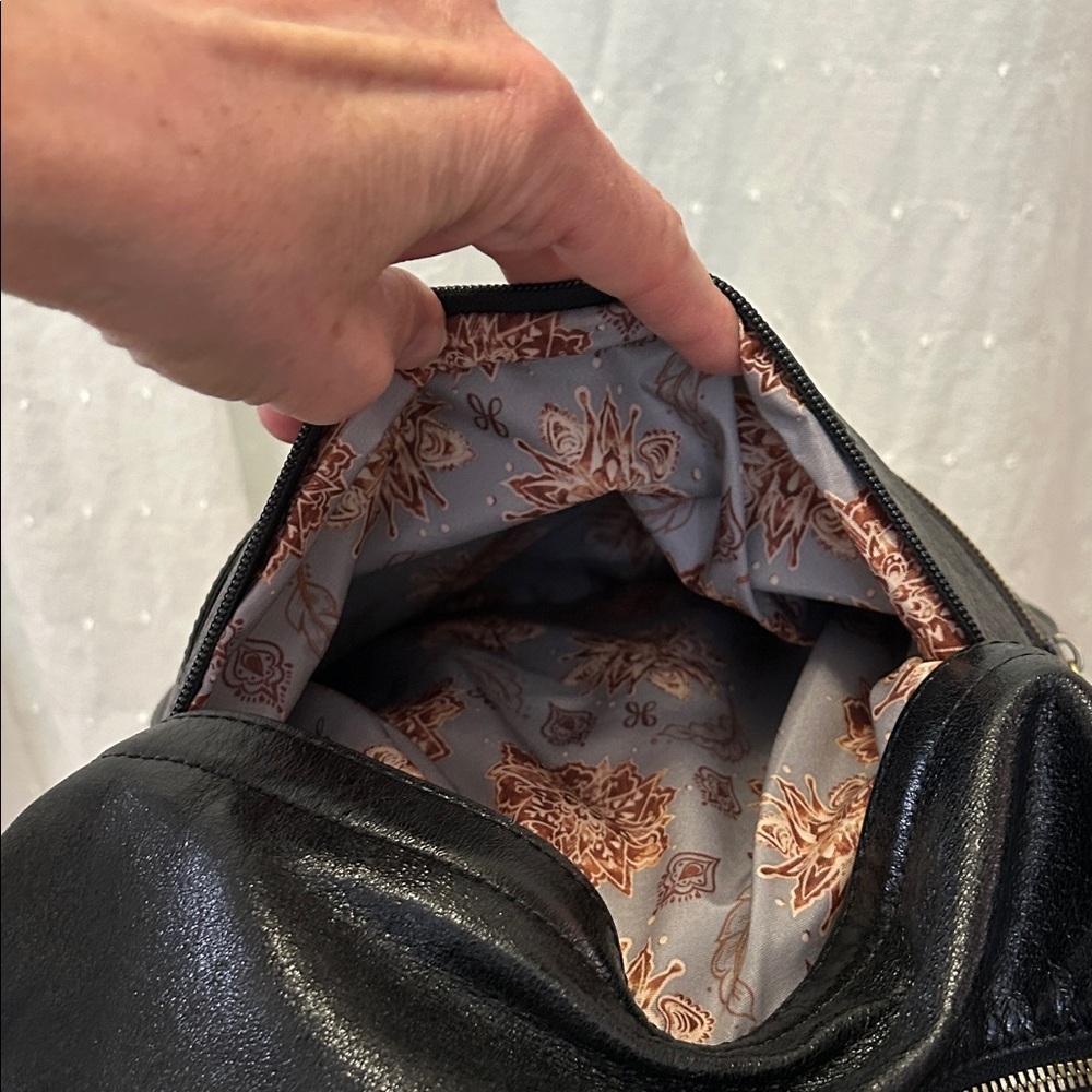 Hobo Black Leather Shoulder Bag Large Minimalist Classic Travel Work Tote - Picture 6 of 16
